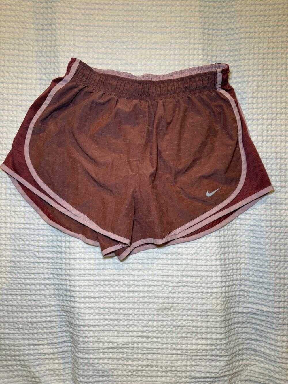 Nike Women’s Dri-FIT Running Shorts Size L Burgundy Pink Lined